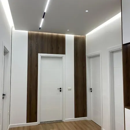 Glamorous 2-bedroom - Near Διαμέρισμα Τίρανα