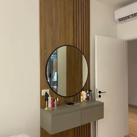 Διαμέρισμα Glamorous 2-bedroom - Near Τίρανα