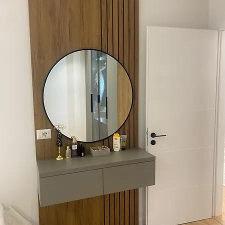 Glamorous 2-bedroom - Near Διαμέρισμα *