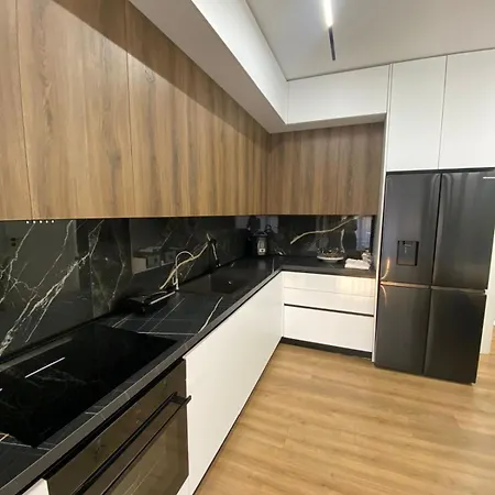 Glamorous 2-bedroom - Near Διαμέρισμα